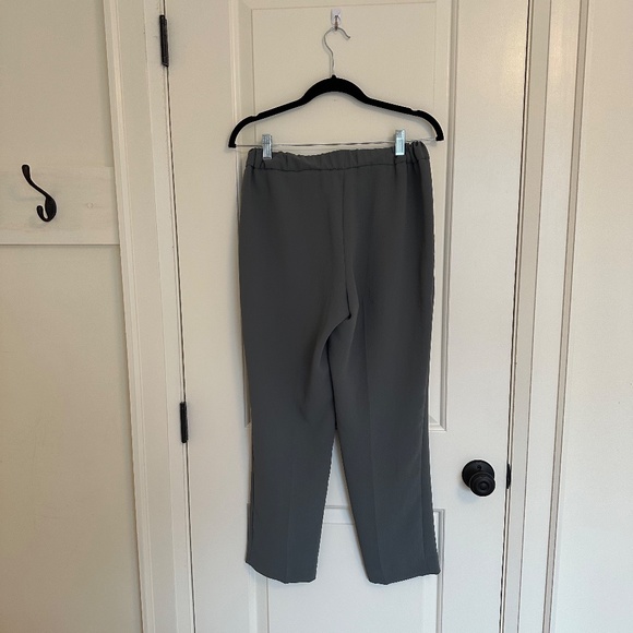 Aritzia Wilfred Darontal Crepe Cropped Pants - Picture 2 of 14
